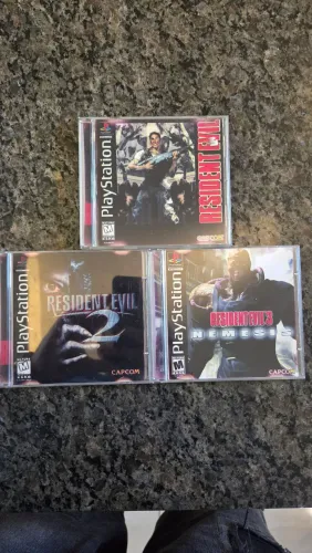 COLEÇÃO RESIDENT EVIL - PLAYSTATION 1