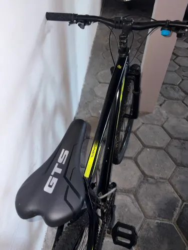 Bicicleta Velooh Fast Aro 29 | Shimano 24V | Quadro 19 | Seminova