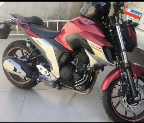 Fazer 250