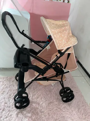 USADO - Carrinho Infantil de Passeio para Bebê Berço Solare - Tutti Baby