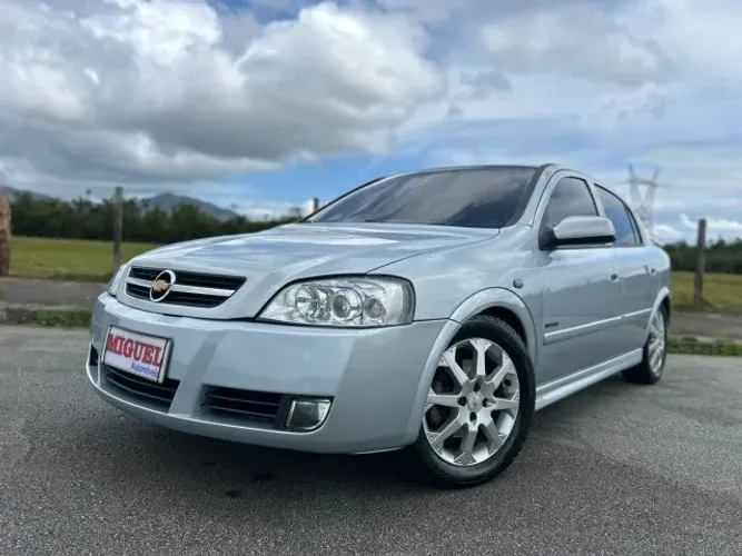 Chevrolet Astra Advant. 2.0 MPFI 8V Flexp. 5P Aut. 2011