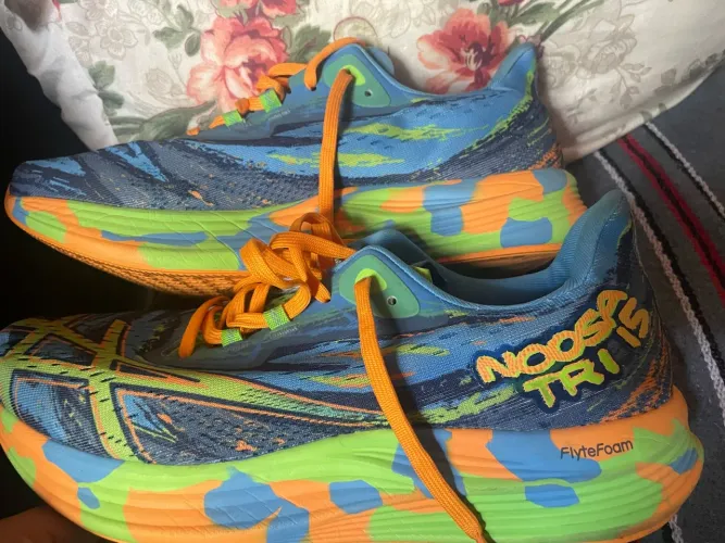tênis Noosa tri 15 , usado em ótimo estado