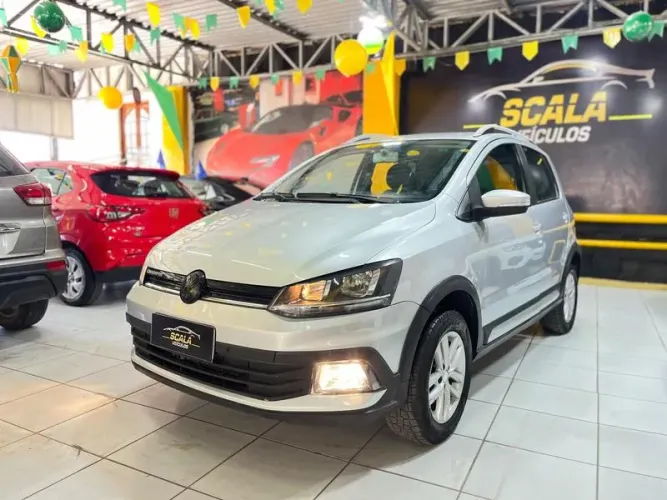 Volkswagen Crossfox 1.6 MI Total Flex 8V 5P 2016