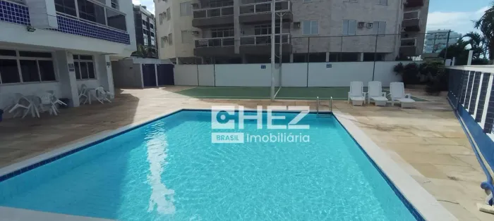 Apartamento 3 quartos em condomínio na Praia do Forte com piscina e sauna