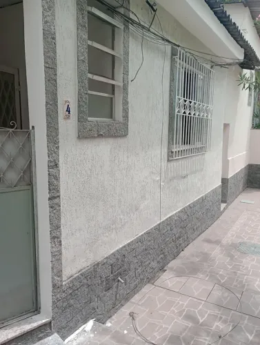 Imóvel para aluguel tem 28 metros quadrados com 1 quarto em Olaria - Rio de Janeiro - RJ