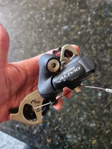 Câmbio Shimano Alívio 24V 
