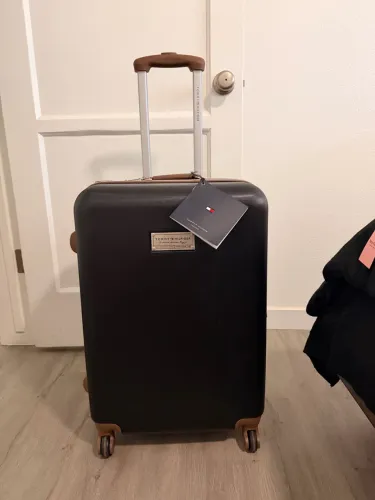 Mala de Viagem Tommy Hilfiger Original - 23kg - Importada dos EUA