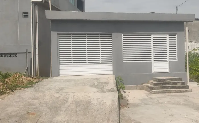 Vende-se casa nova na Praia de Pitimbu 