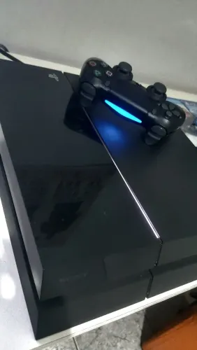 VENDO PLAYSTATION 4 FAT 500GB!!!