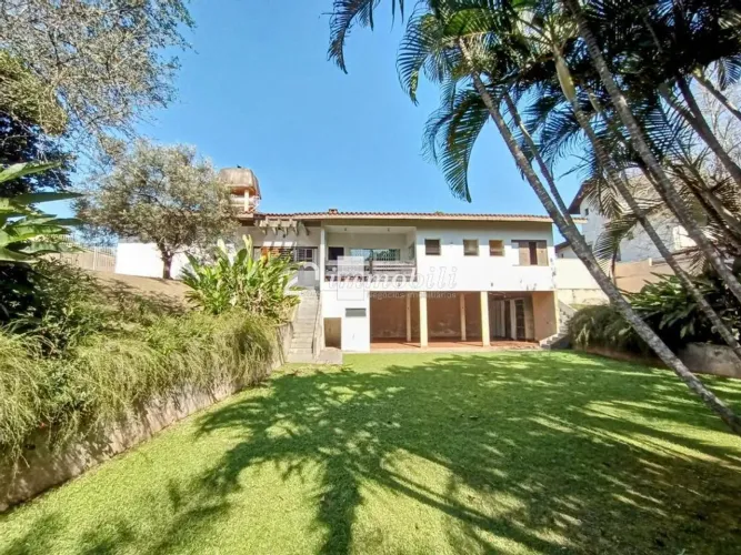 Casa à venda em Carapicuíba, Granja Viana, com 4 quartos, com 329 m², Residencial Vila Div