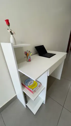 Mesa moderna