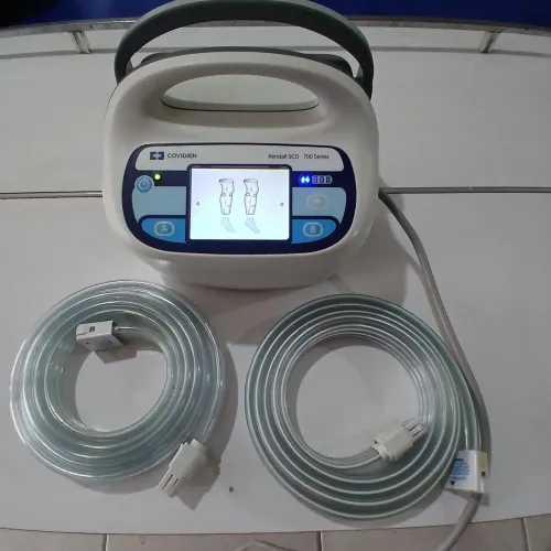 SEMINOVO - Compressor da Série Kendall SCD? 700, Compressão Pneumática Intermitente.