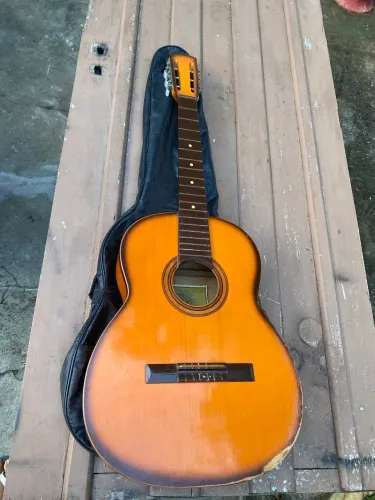 Violão náilon tonante 