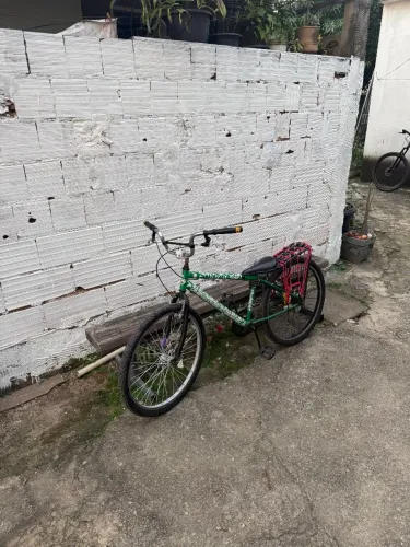 bike montadinha aro 26 nova
