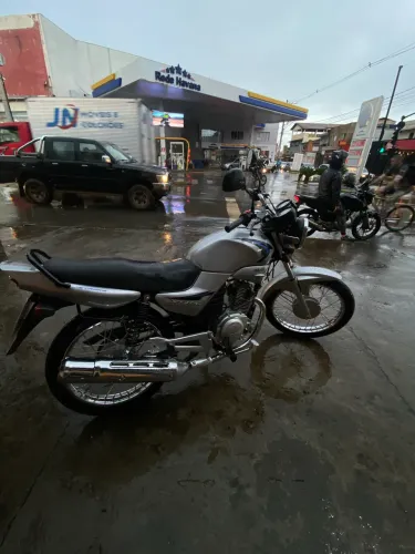 YBR 125 E