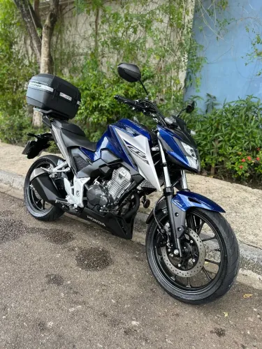 Moto Nova
