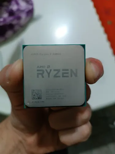 Processador AMD Ryzen 3 2200G 3.5GHz AM4 ? Vega 8