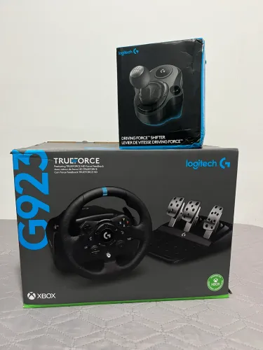 Volante logitech g923 com câmbio ( 1 mês de uso )