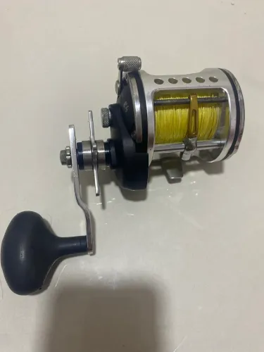 Carretilha Okuma Catalina - Pesca Pesada de Mar - Com Multifilamento