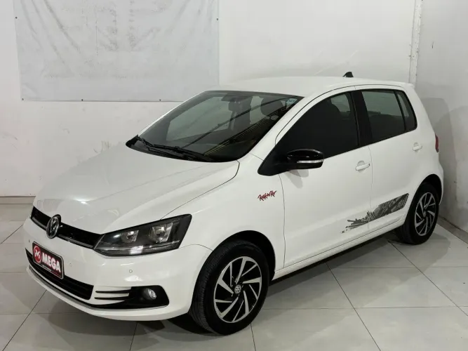 Volkswagen Fox Rock IN RIO 1.6 MI Total Flex 8V 5P 2016