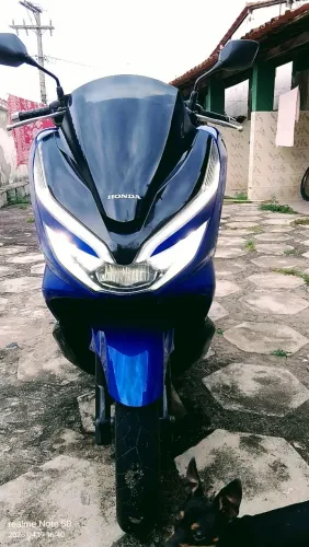 Moto de mulher, super conservada