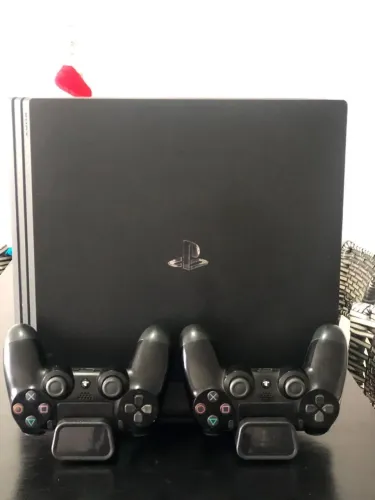 ? PS4 Pro 1TB Completo + 2 Controles + 15 Jogos ?