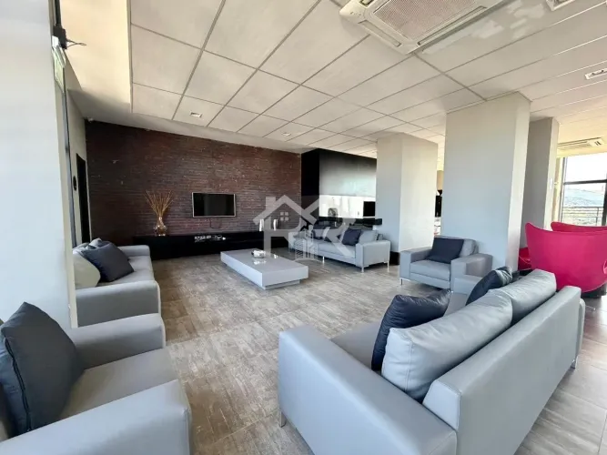 Apartamento duplex 1 dormitório para alugar no bairro Jardim Carvalho em Porto Alegre
