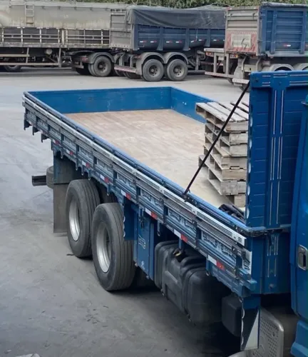 Vende-se carroceria