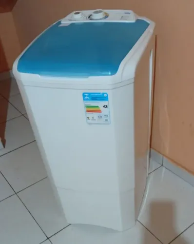 Vendo tanquinho Britânia 10kg