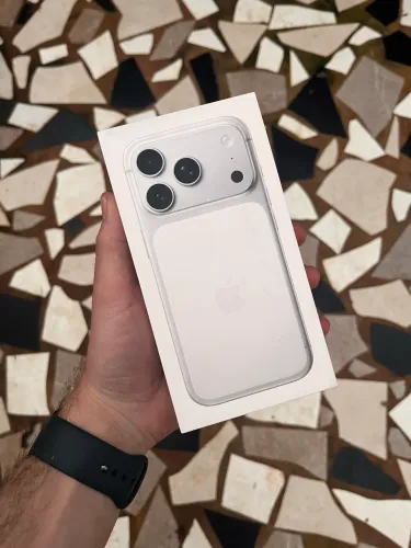iPhone 17 Pro Silver 256GB | LACRADO NOVO