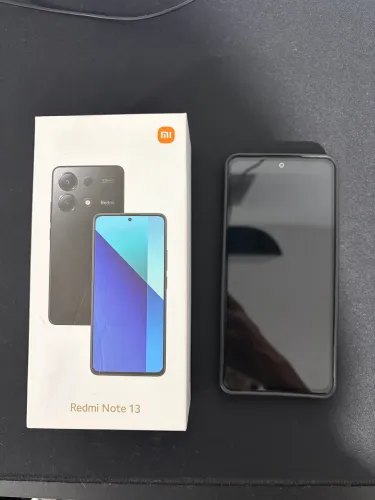 Redmi Note 13 4G 256GB / 8GB RAM - Excelente Estado
