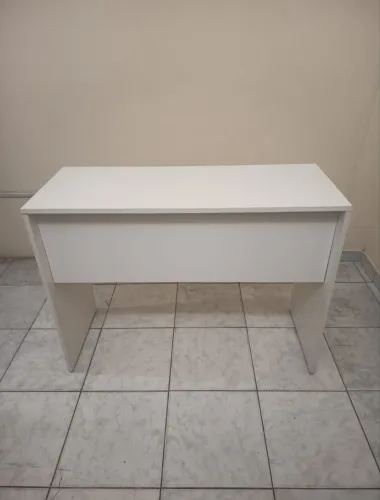 Vende-se mesa escrivaninha