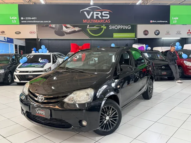 Toyota Etios X Sedan 1.5 Flex 16V 4P Mec. 2015