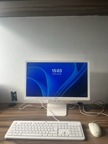 Computador LG ALL-in-One (Tudo em um).