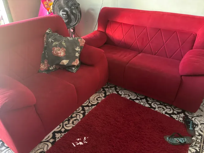 Sofá vermelho