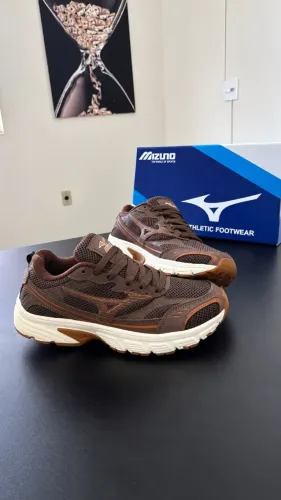 Tênis Esportivo Masculino Mizuno MXR Retrô Marrom Disponível 38 AO 43 A Pronta Entrega