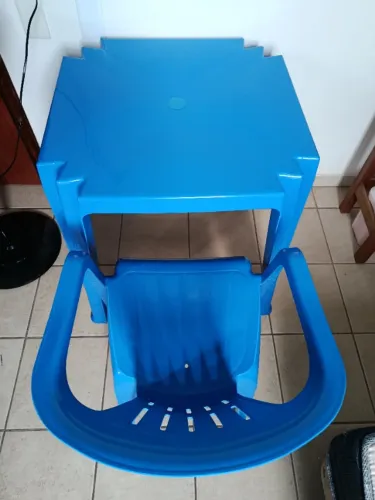 Vende-de cadeira e mesa tramontina 