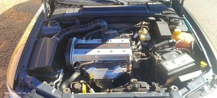 Chevrolet Vectra CD 2.2 16V / 2.0 16V Mec./aut. 2000