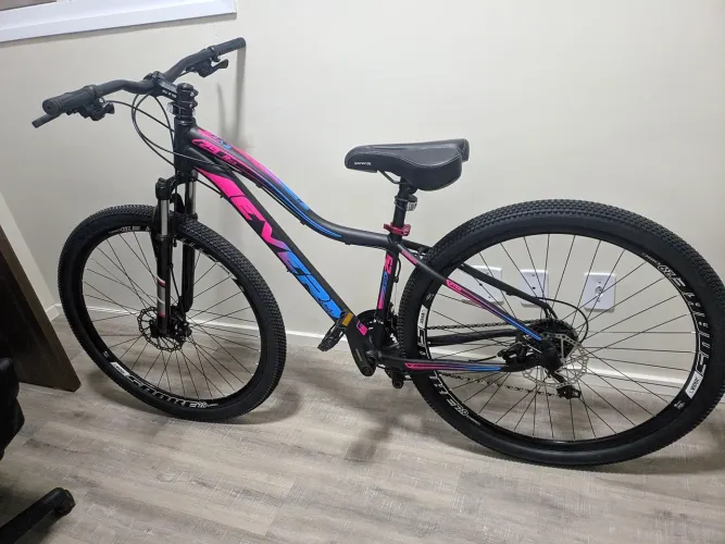 Bike 29 com 18 marchas seminova
