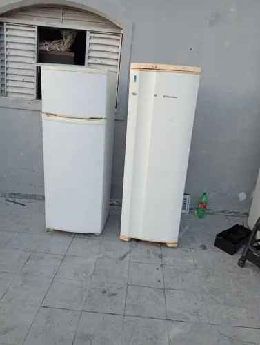Geladeiras com defeito. Electrolux sem motor. Consul motor liga mas não gela(127 volts)