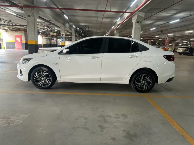 Chevrolet Onix Plus LT 1.0 12V Flex Mec. 4P 2024