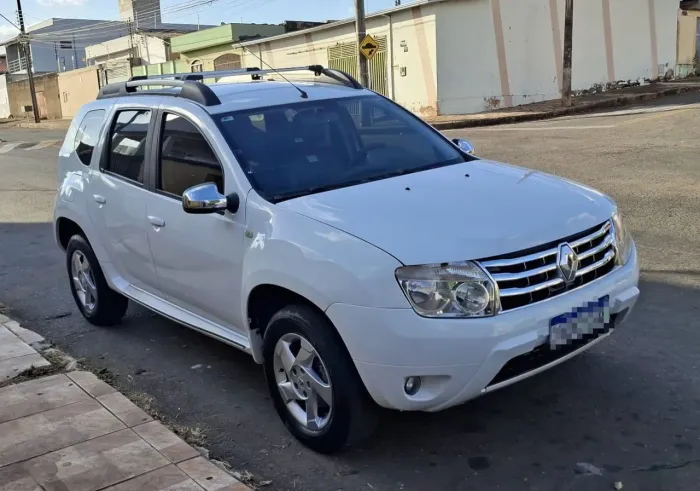 Renault Duster Dynamique 2.0 Hi-flex 16V Aut. 2015