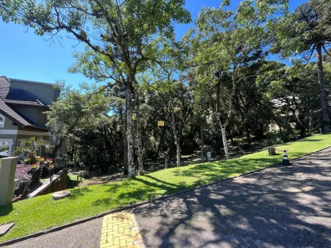 Lote a venda no condomínio Altos Pinheiros