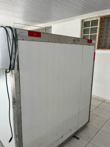 BAÚ FRIGORÍFICO