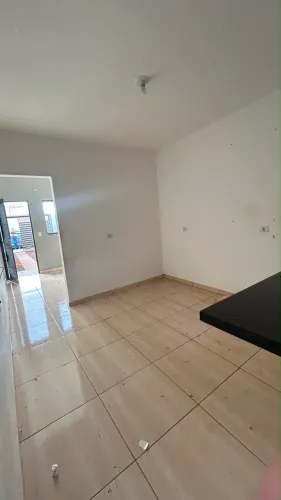 OPORTUNIDADE - CASA INDIVIDUAL NO BELA LAGUNA