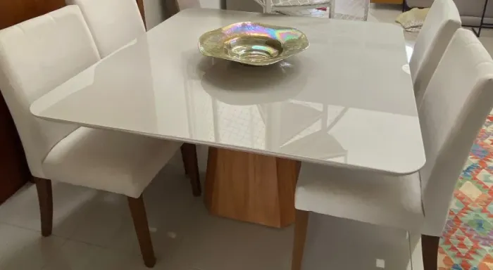 Mesa de jantar retangular