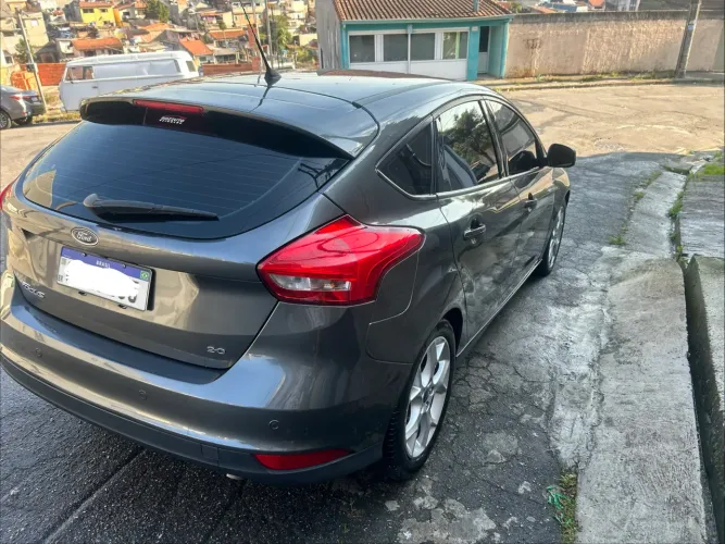 Ford Focus 2.0 16v/se/se Plus Flex 5P Aut. 2017