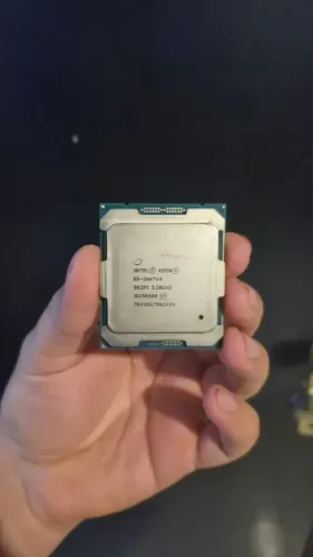Processador Intel Xeon E5-2667 v4 - 8 Núcleos 16 Threads 3.6GHz LGA 2011-3