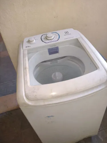 Vende-se máquina é uma centrífuga