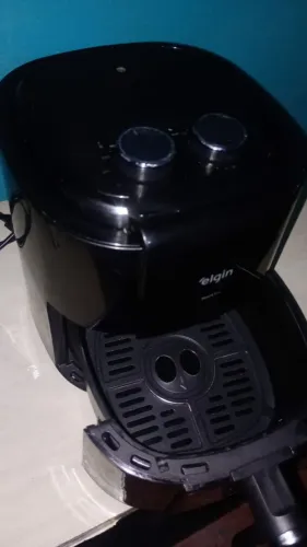 Vendo Air fryer semi nova